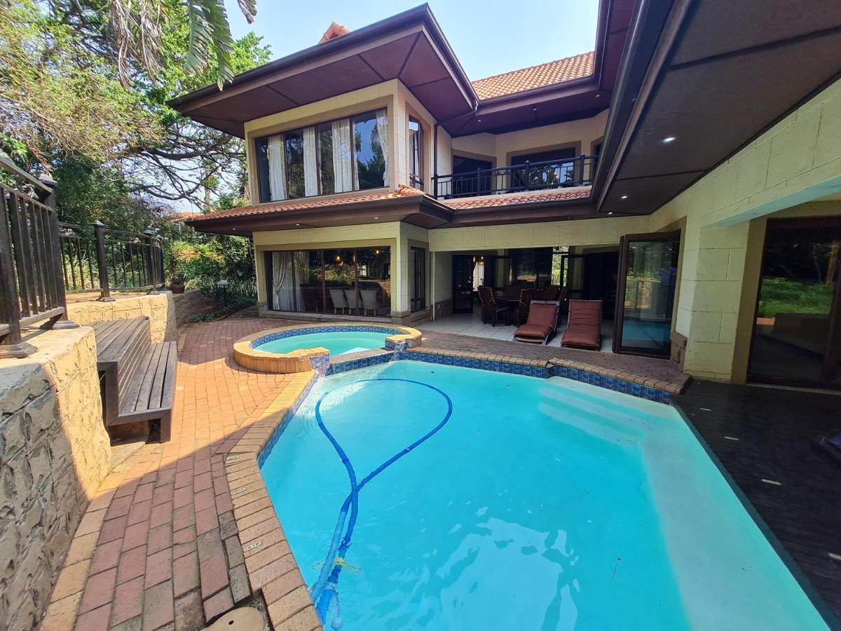 Villa 9 The Pin - Zimbali 6 Bedroom *