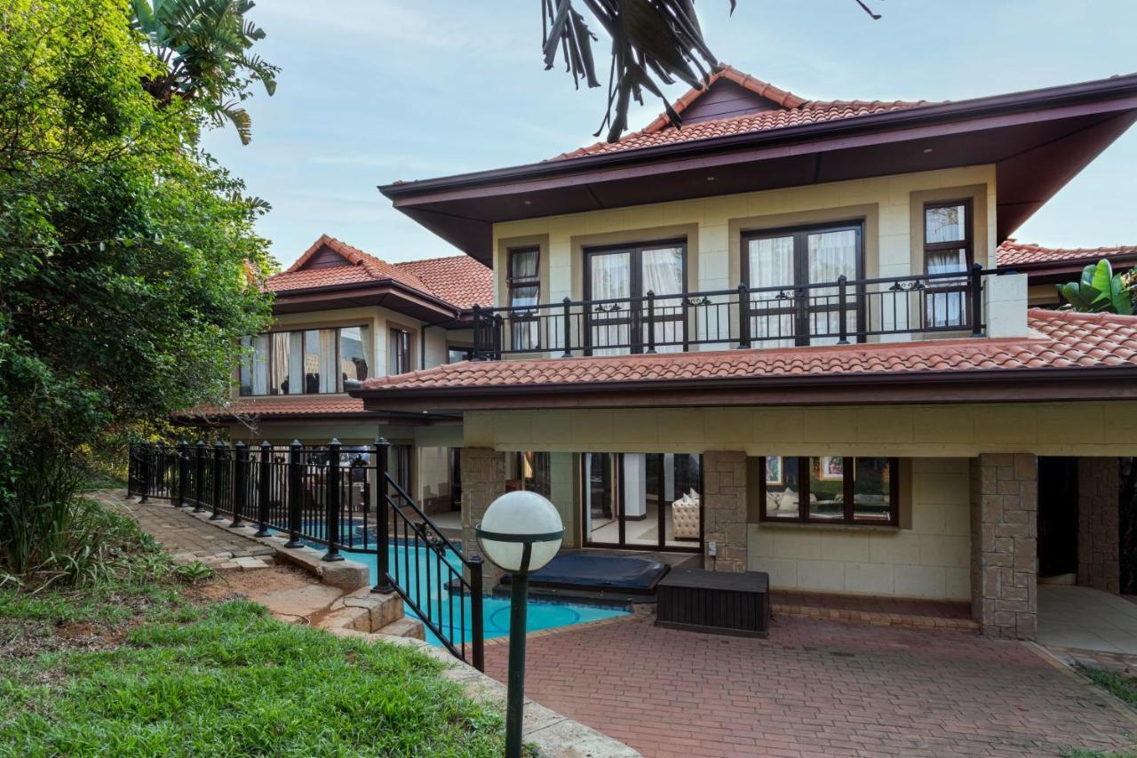 9 The Pin - Zimbali 6 Bedroom Villa *