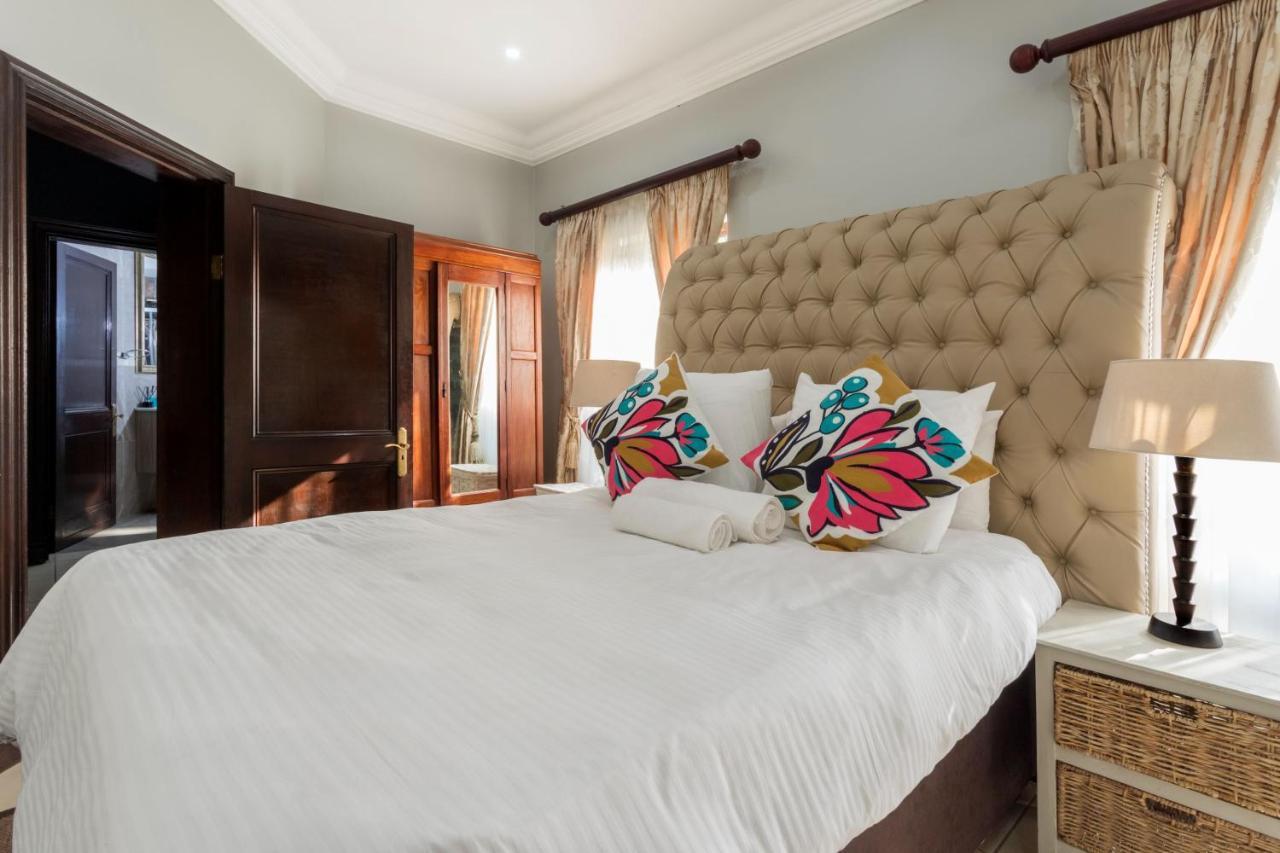 9 The Pin - Zimbali 6 Bedroom