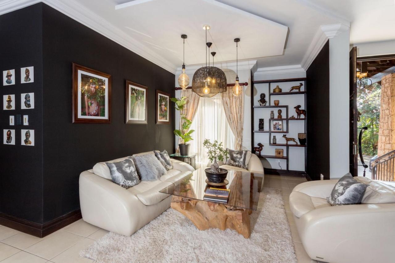 9 The Pin - Zimbali 6 Bedroom *