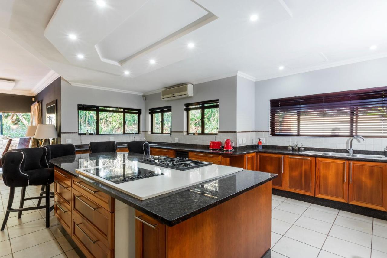 9 The Pin - Zimbali 6 Bedroom