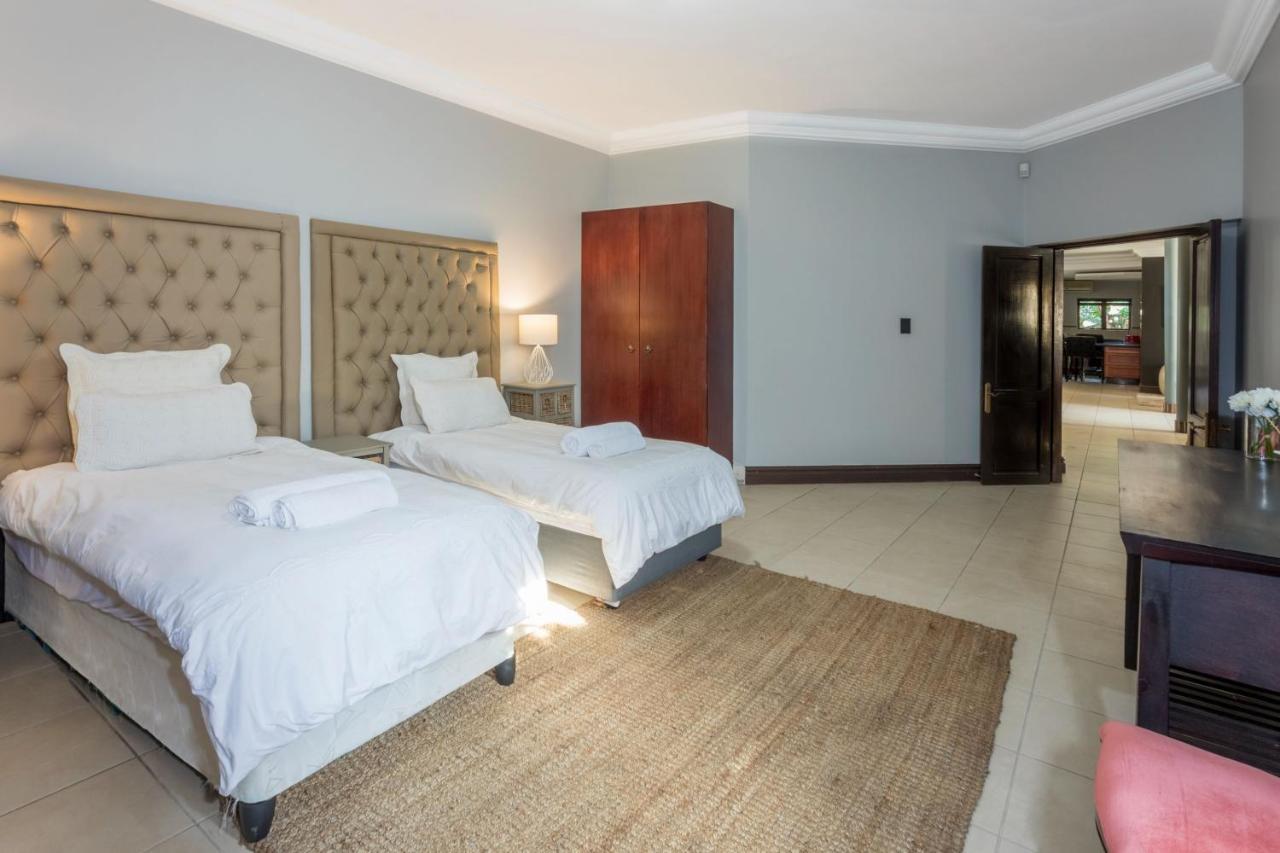 9 The Pin - Zimbali 6 Bedroom